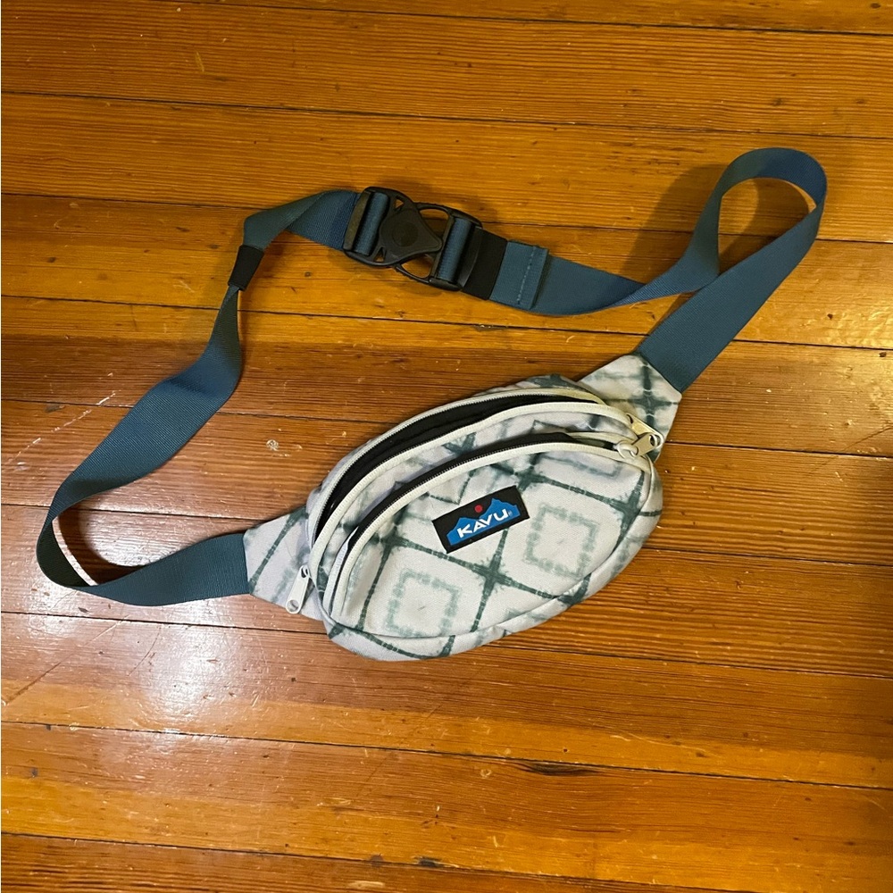 Kavu Blue/Green and White Crossbody Bag